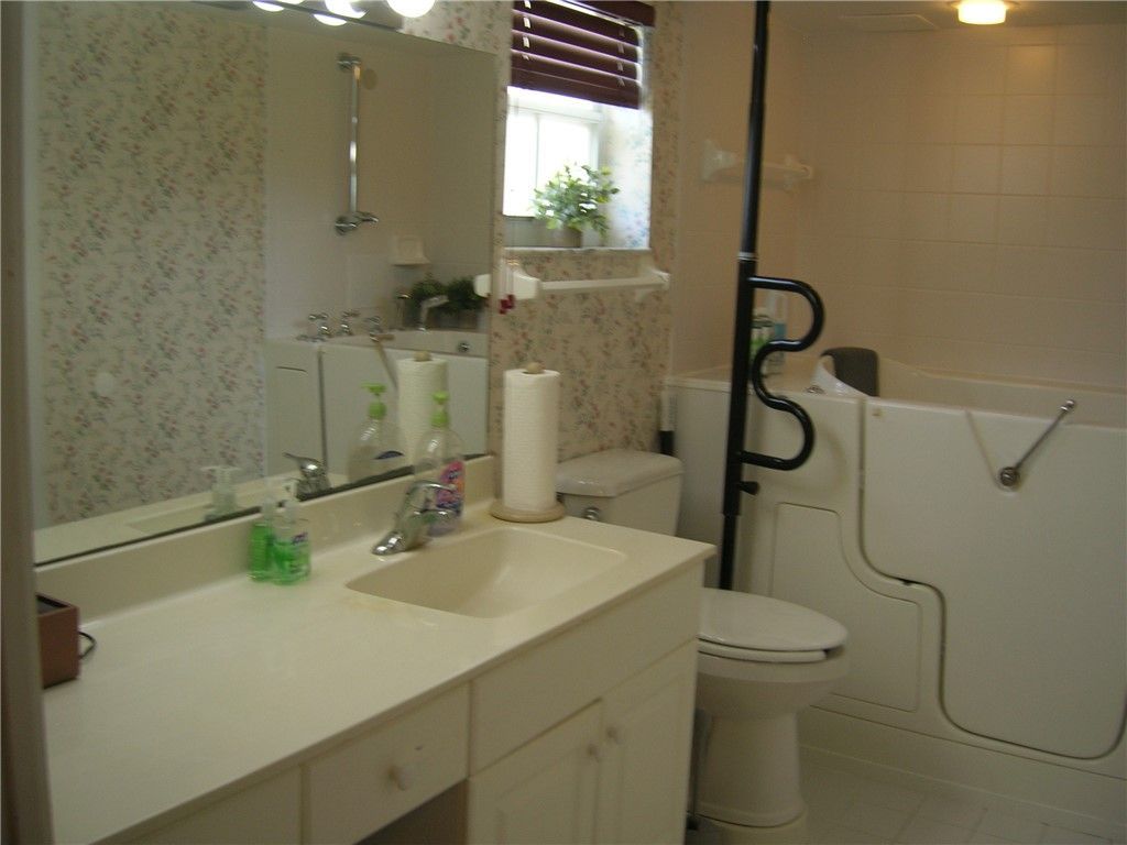 740 Lake Orchid Circle, Unit 108, Vero Beach, FL 32962 Photo