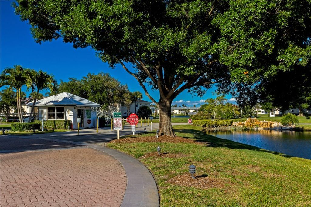 740 Lake Orchid Circle, Unit 108, Vero Beach, FL 32962 Photo
