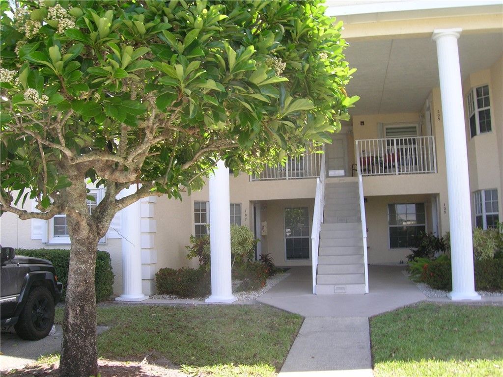 740 Lake Orchid Circle, Unit 108, Vero Beach, FL 32962 Photo