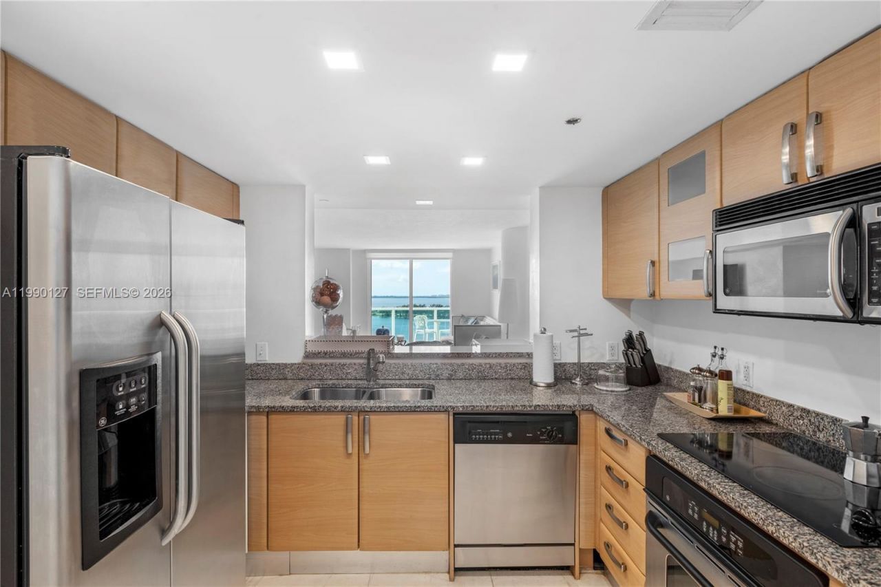 2101 Brickell Ave, Unit 1206, Miami, FL 33129 Photo