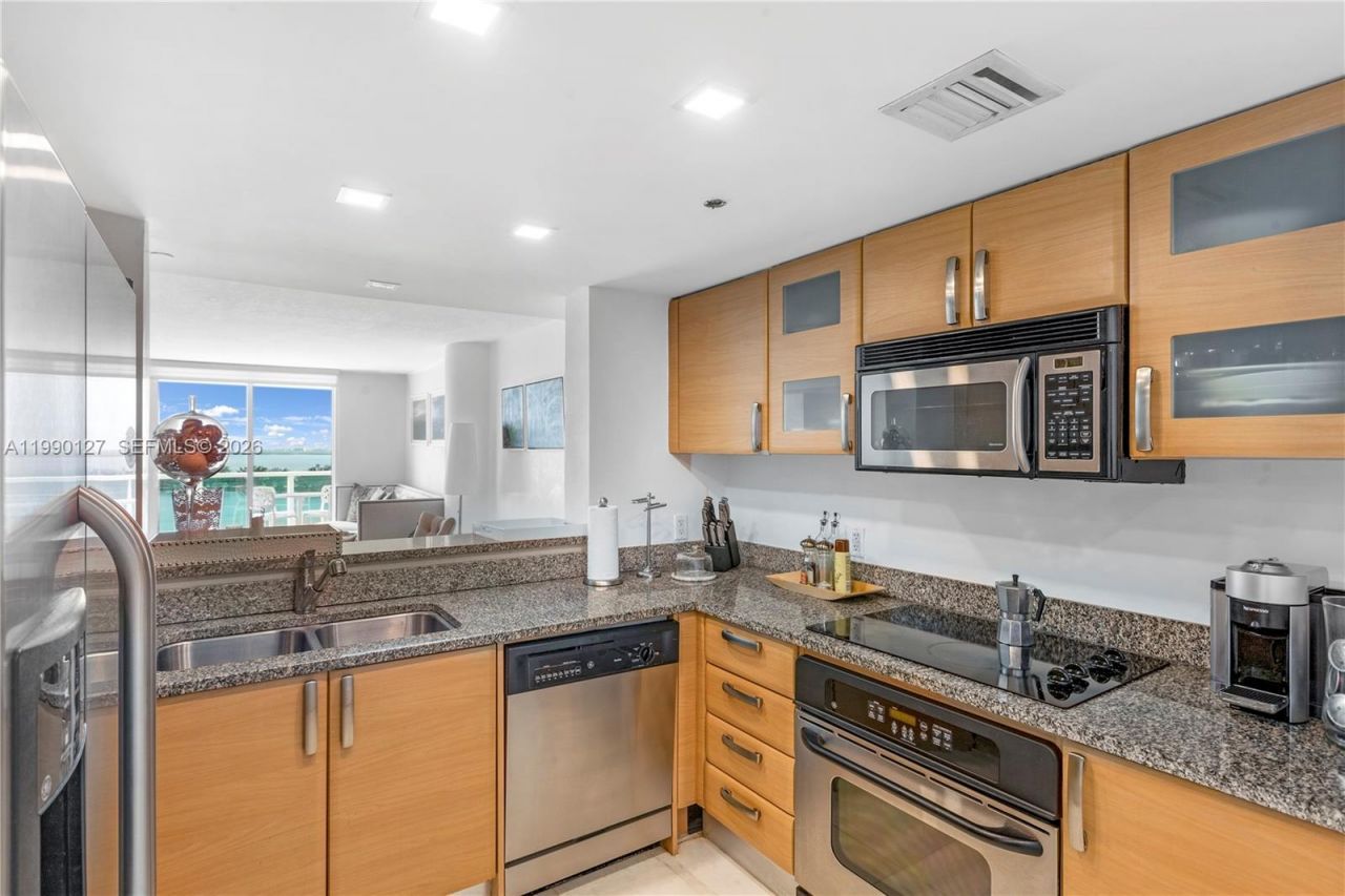 2101 Brickell Ave, Unit 1206, Miami, FL 33129 Photo