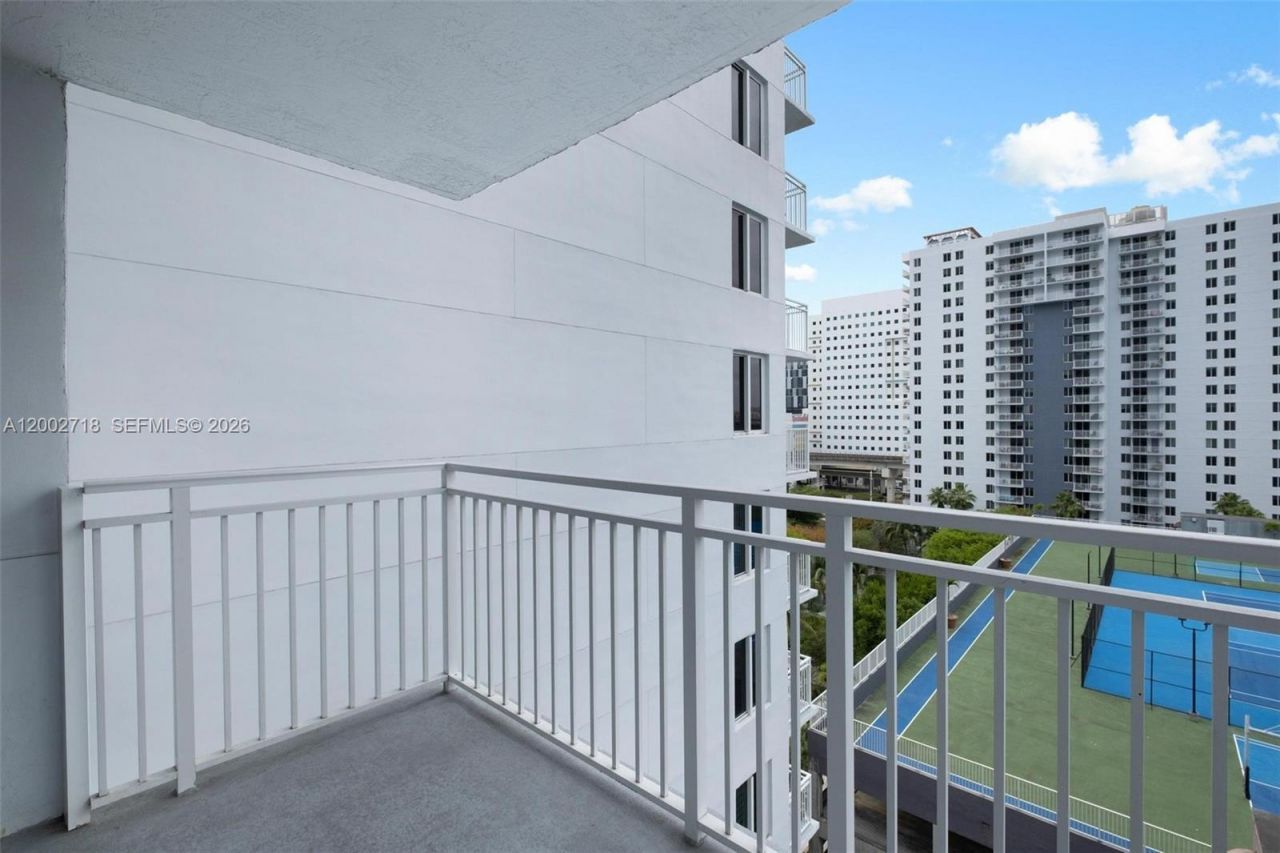 800 N Miami Ave, Unit E-1110, Miami, FL 33136 Photo