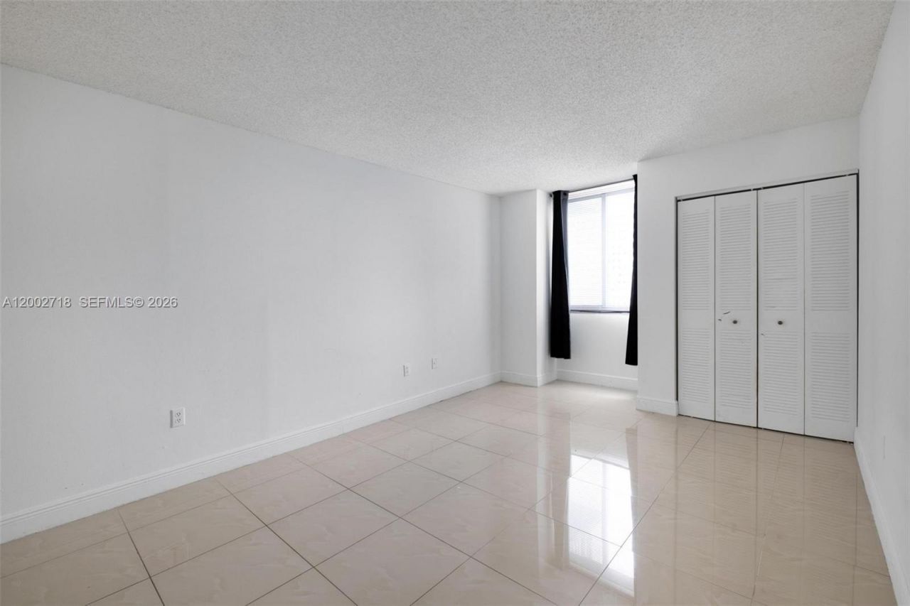 800 N Miami Ave, Unit E-1110, Miami, FL 33136 Photo