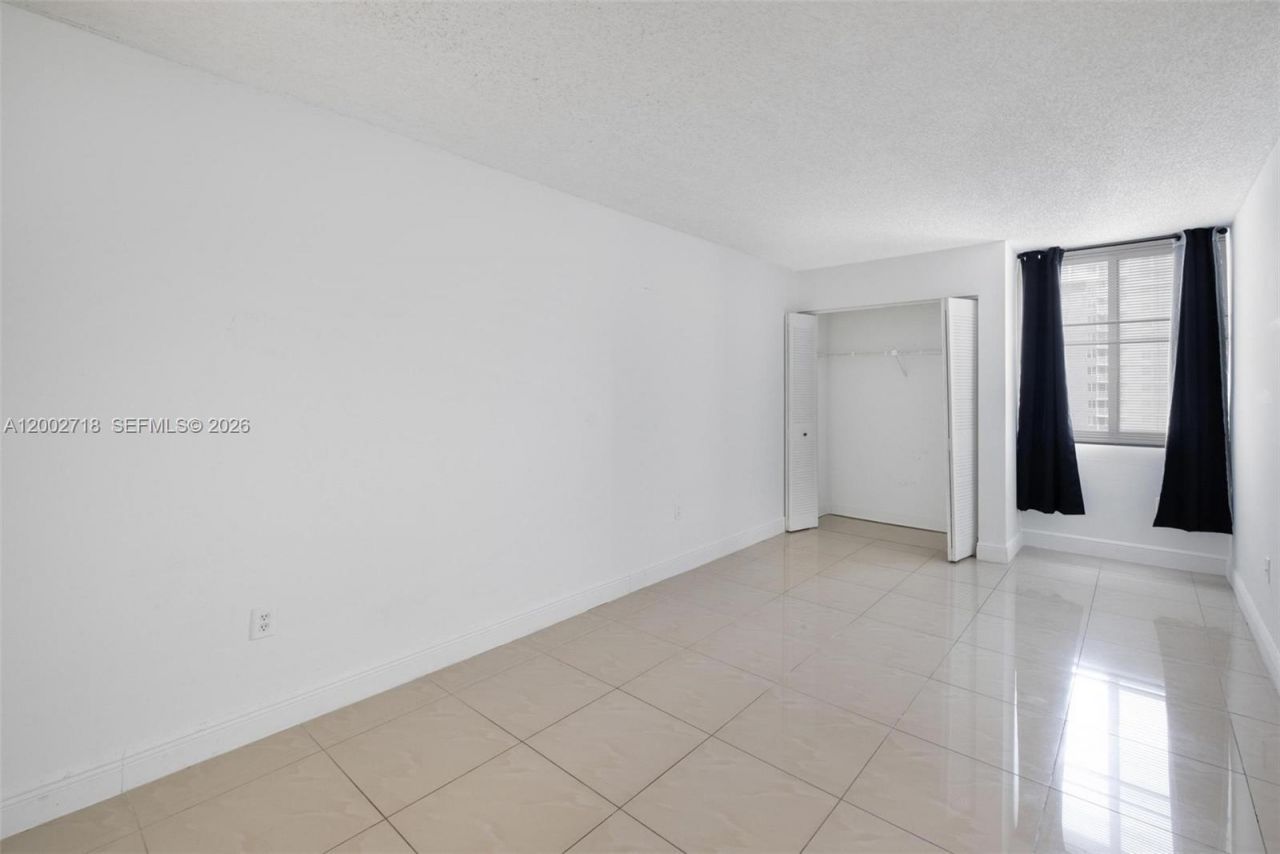 800 N Miami Ave, Unit E-1110, Miami, FL 33136 Photo