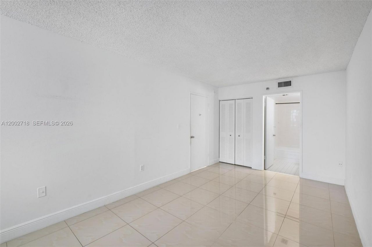 800 N Miami Ave, Unit E-1110, Miami, FL 33136 Photo