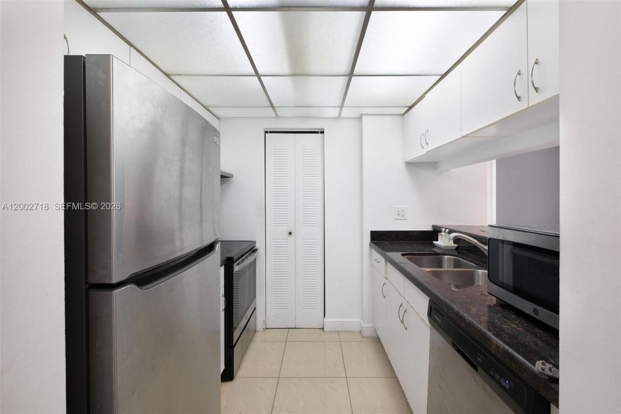 800 N Miami Ave, Unit E-1110, Miami, FL 33136 Photo
