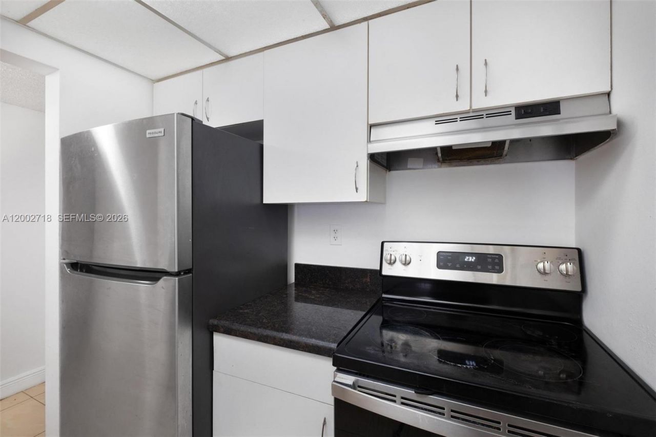 800 N Miami Ave, Unit E-1110, Miami, FL 33136 Photo