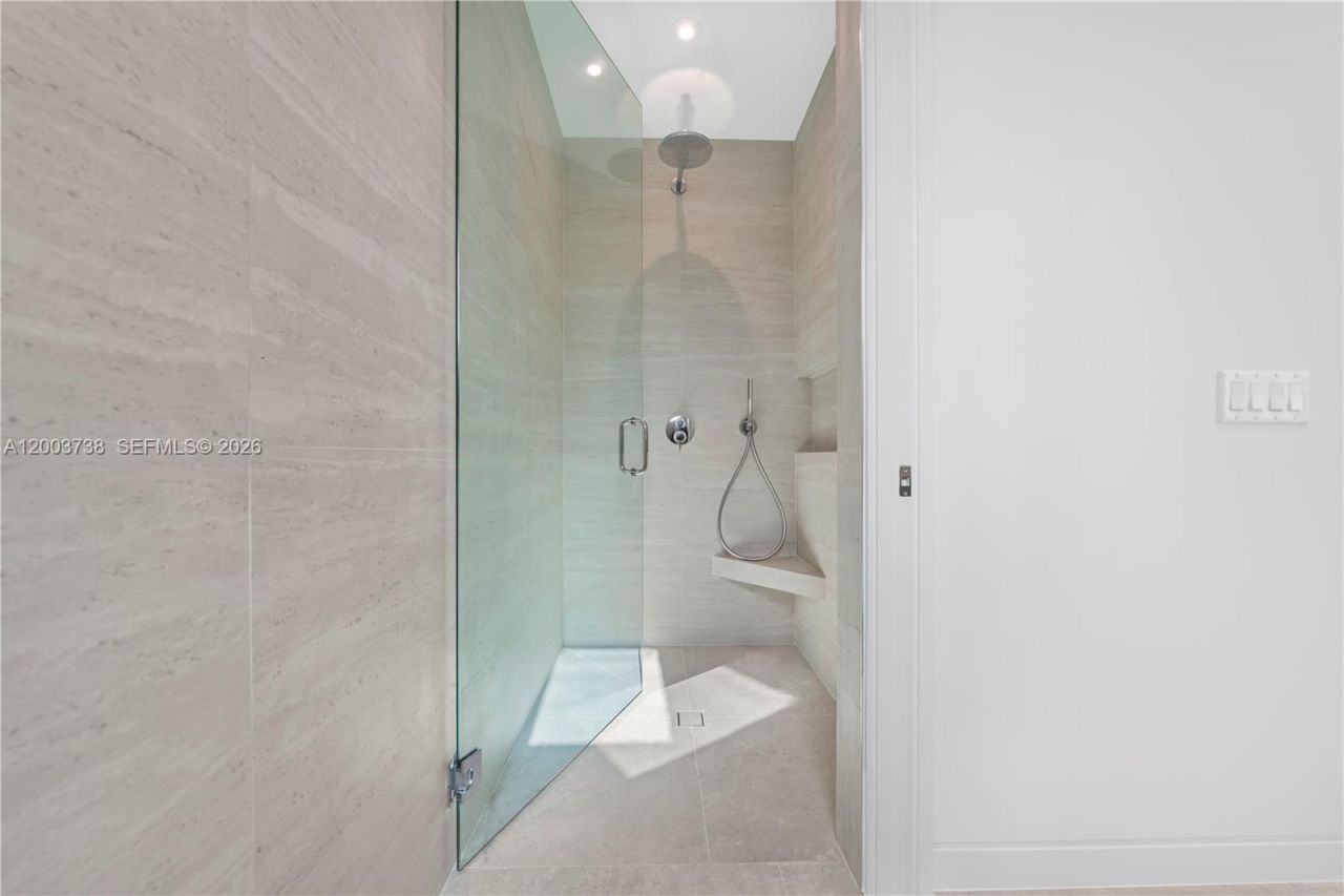 3320 SW 23rd St, Miami, FL 33145 Photo