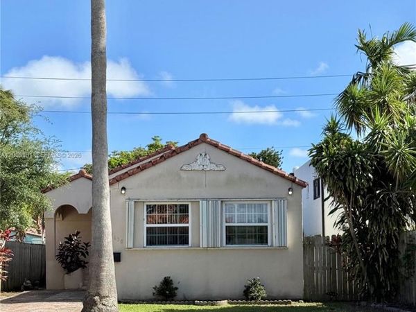 1630 Van Buren St , Hollywood, FL 33020