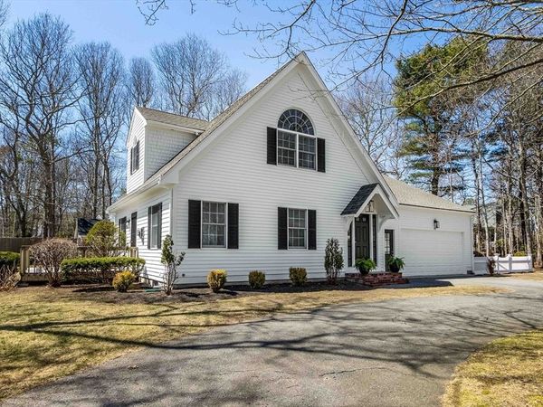 49 Rivers End Road, Falmouth, MA 02536