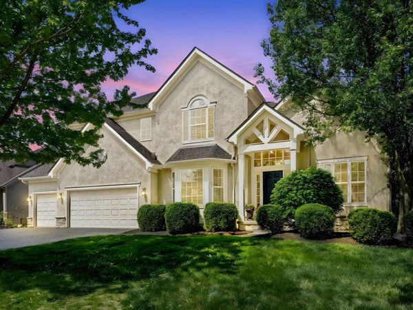 3203 Mccammon Chase Drive, Lewis Center, OH 43035