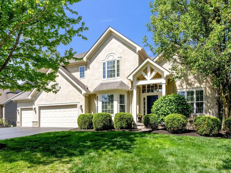 3203 Mccammon Chase Drive, Lewis Center, OH 43035 Photo 2