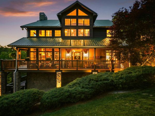 169 Cherokee Ridge Drive , Ocoee, TN 37361