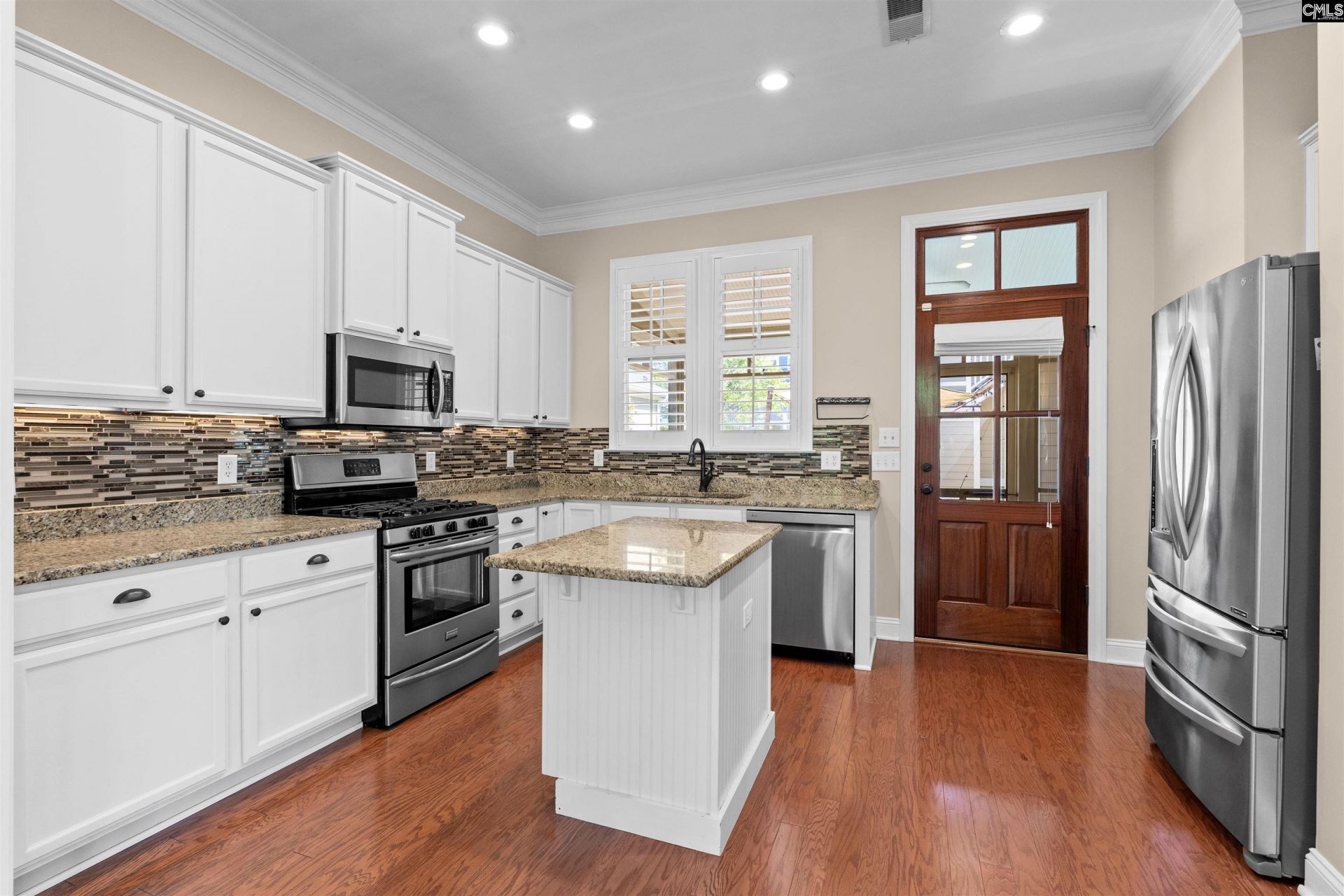 217 Baysdale Drive  Photo 8