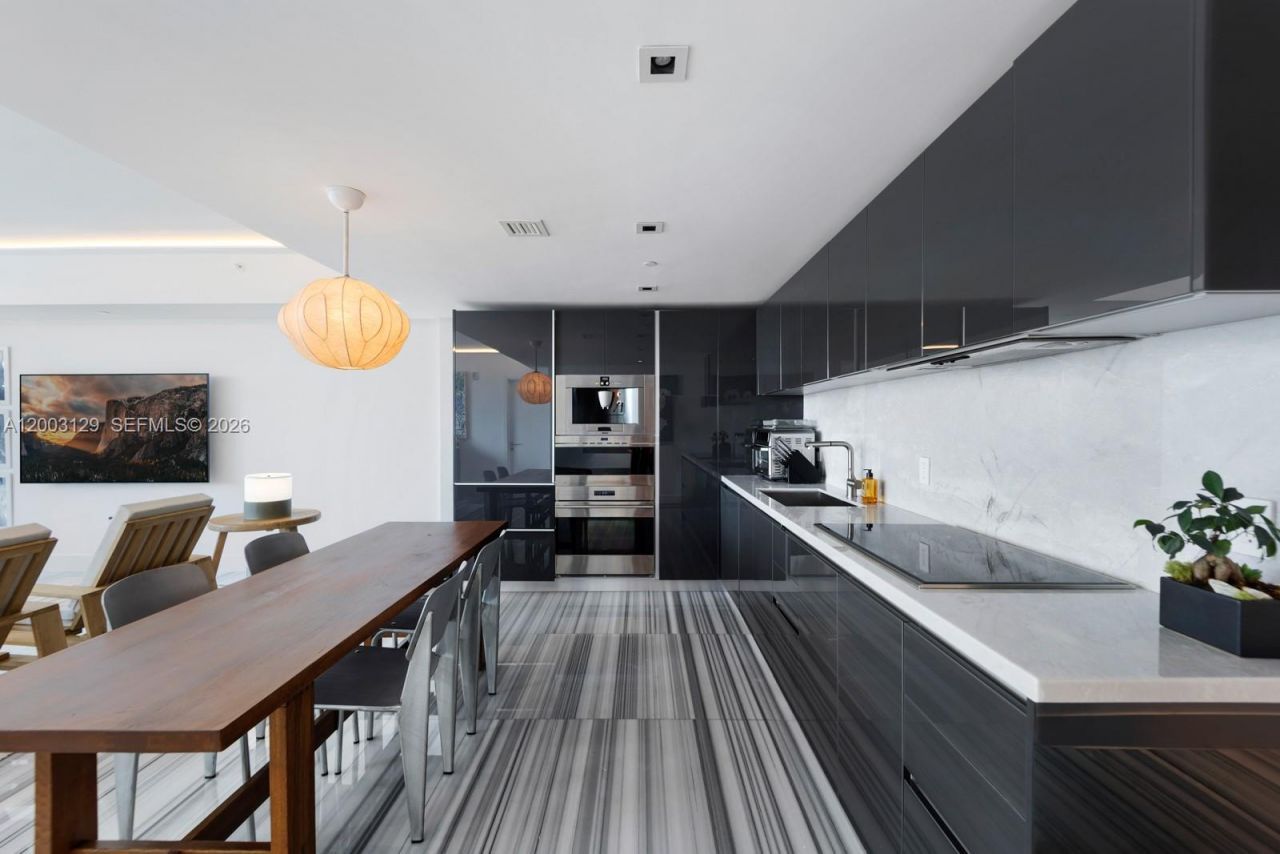1451 Brickell Ave , Unit 903, Miami, FL 33131 Photo