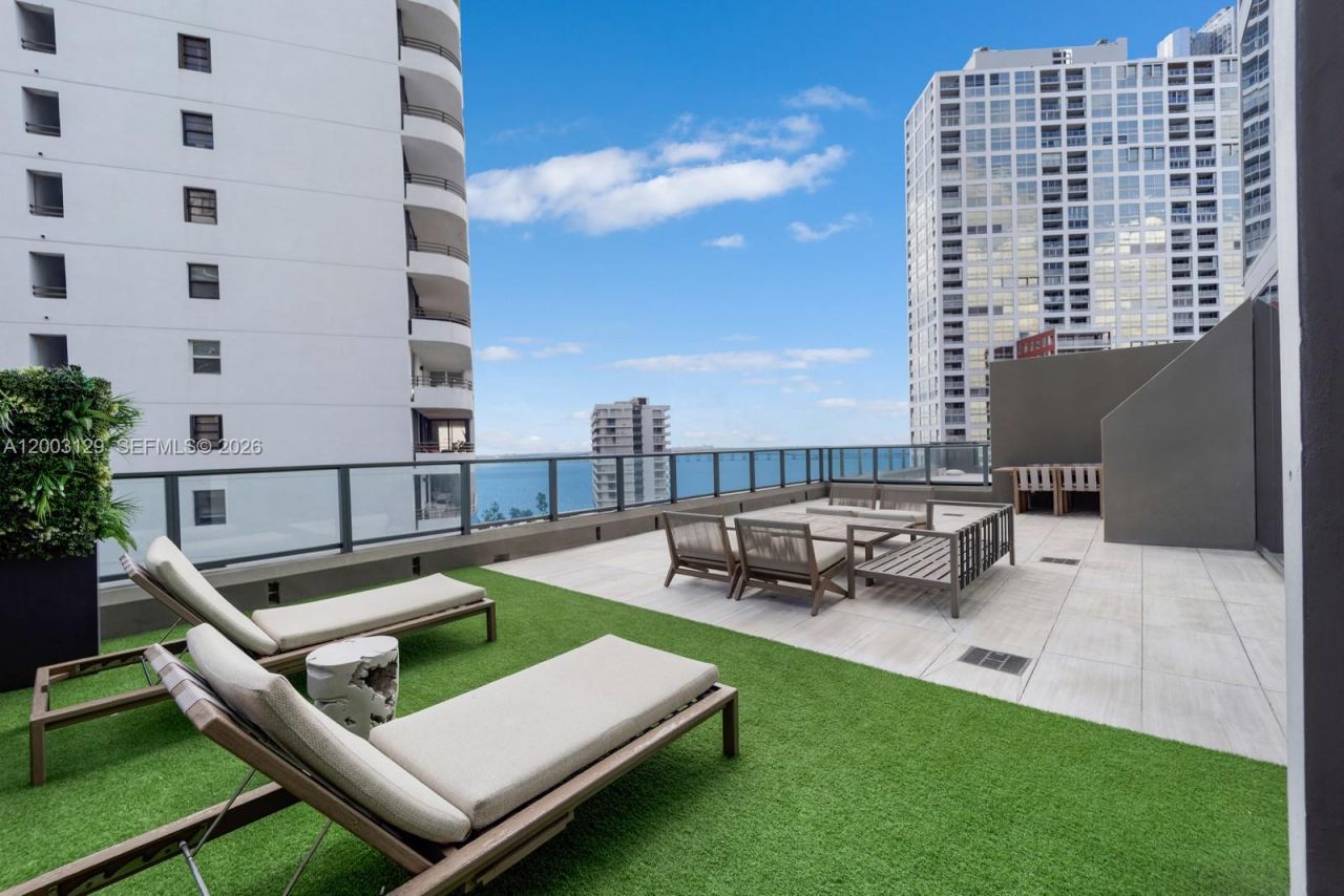 1451 Brickell Ave , Unit 903, Miami, FL 33131 Photo