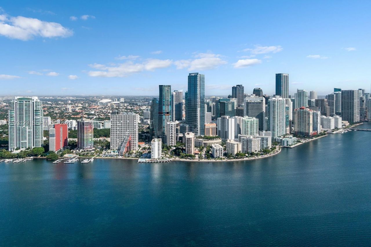 1451 Brickell Ave , Unit 903, Miami, FL 33131 Photo