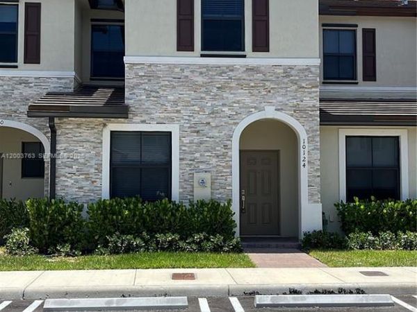 10124 SW 228th Ter , Miami, FL 33190