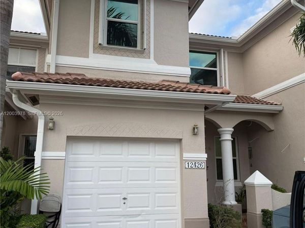 12426 SW 125th Ter , Miami, FL 33186