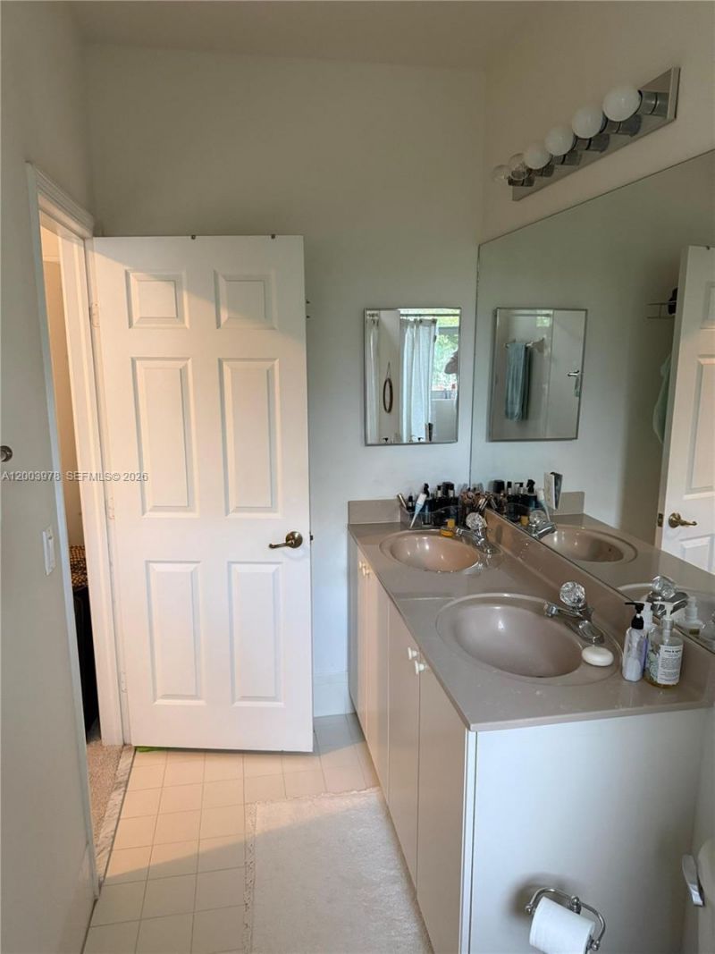 12426 SW 125th Ter , Miami, FL 33186 Photo
