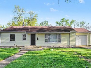 606 E John Street, Nappanee, IN 46550