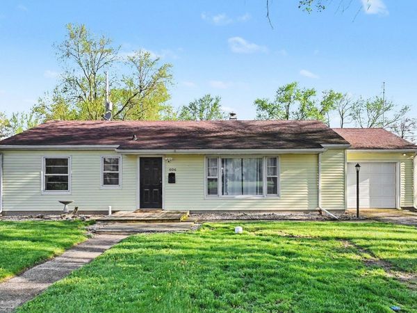 606 E John Street, Nappanee, IN 46550