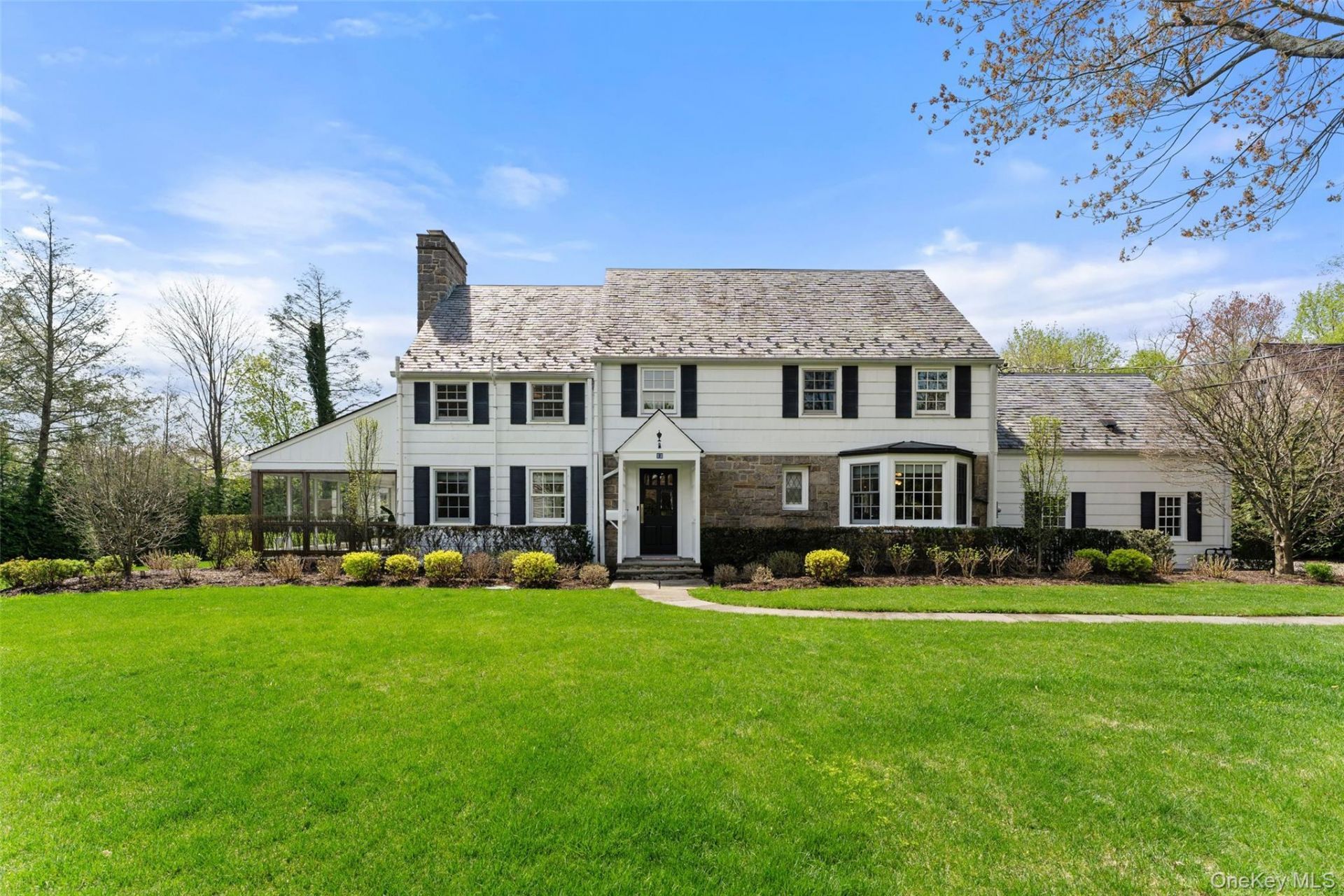 12 Vernon Road, Scarsdale, NY 10583 Main Photo