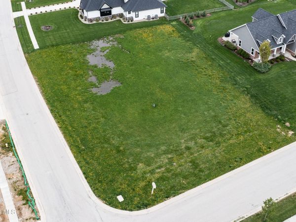 3748 Turtle Creek Drive , Perrysburg, OH 43551