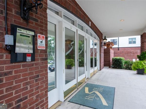 3275 NE Lenox Road NE, Unit 207, Atlanta, GA 30324