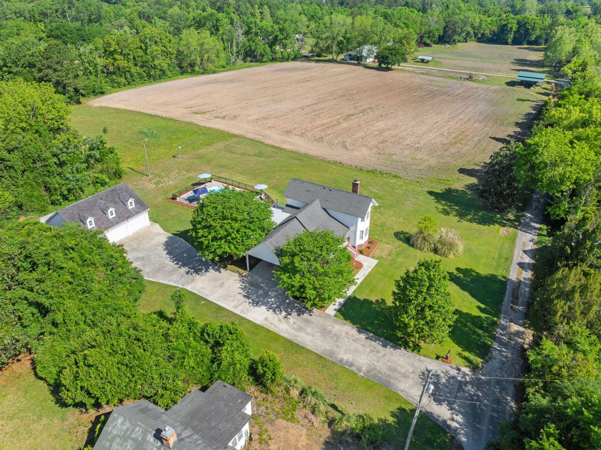 271 Dairy Farm Road Photo 14