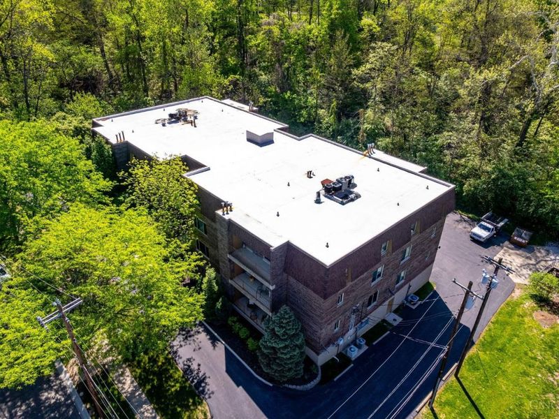 3563 Amberacres Drive, Unit 2, Cincinnati, OH 45237 Photo 38