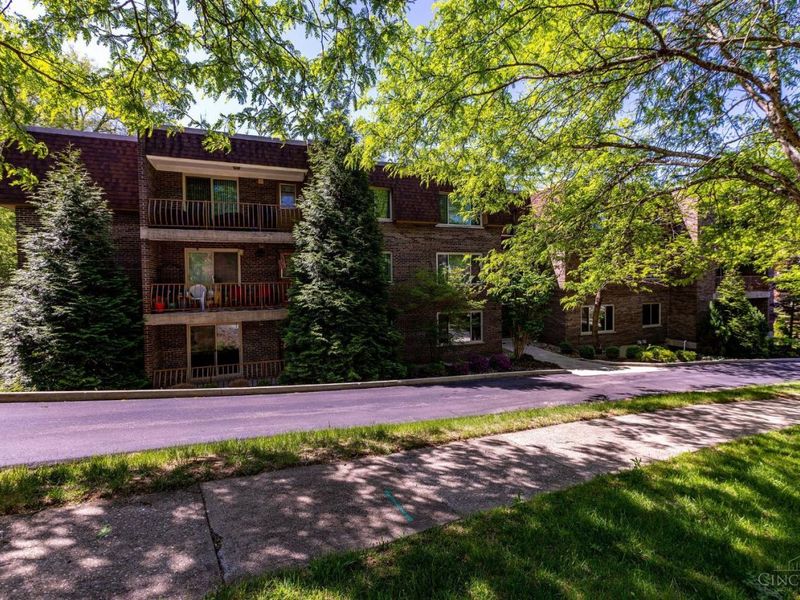 3563 Amberacres Drive, Unit 2, Cincinnati, OH 45237 Photo 40