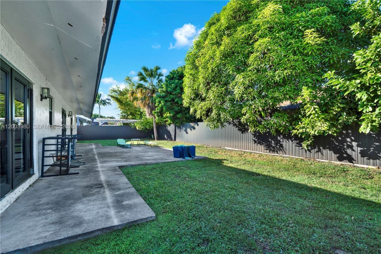 12221 SW 93rd St , Miami, FL 33186 Photo