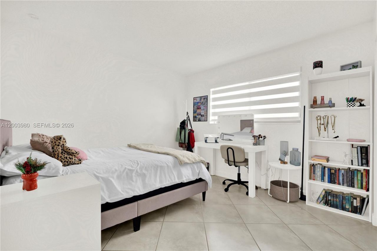 12221 SW 93rd St , Miami, FL 33186 Photo