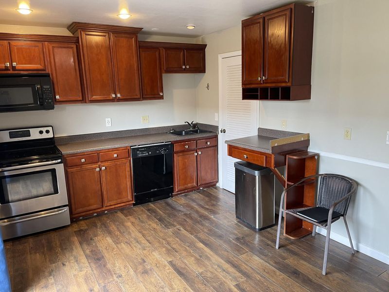 6919 Curtis Way, Florence, KY 41042 Photo 7