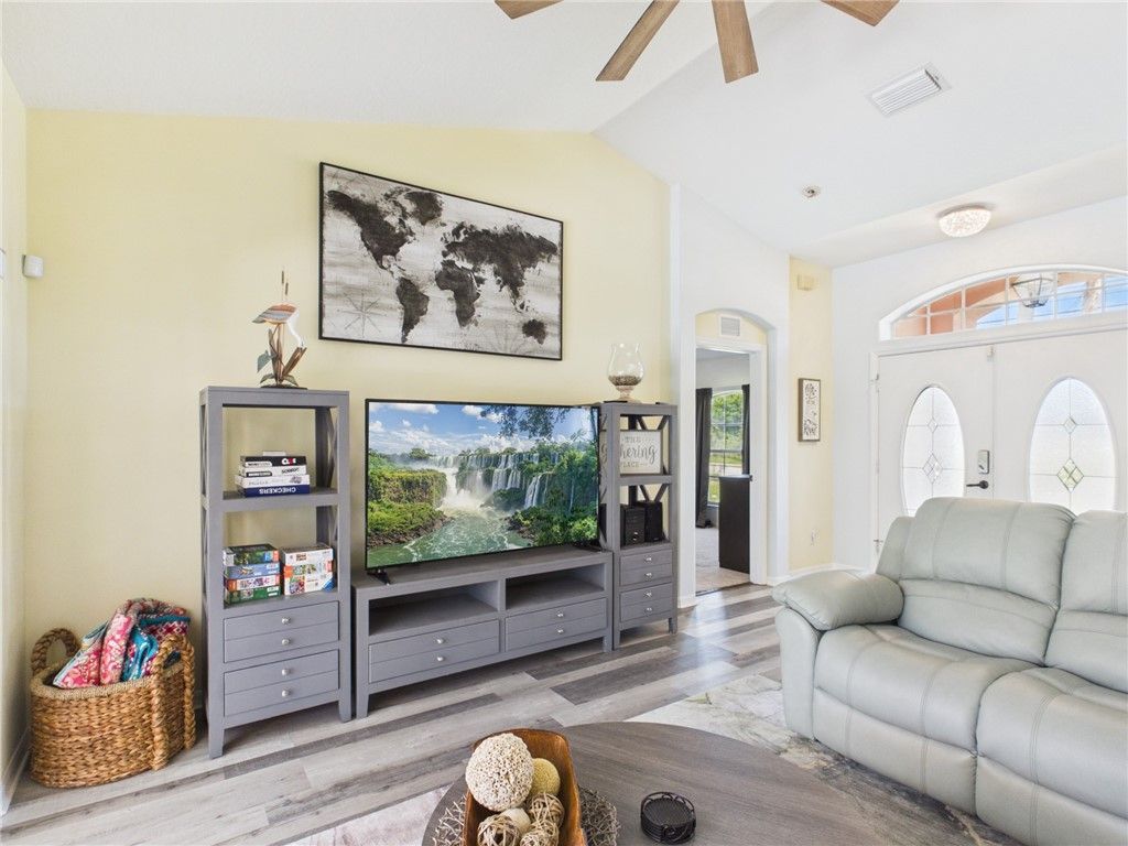 1314 Schumann Drive, Sebastian, FL 32958 Photo