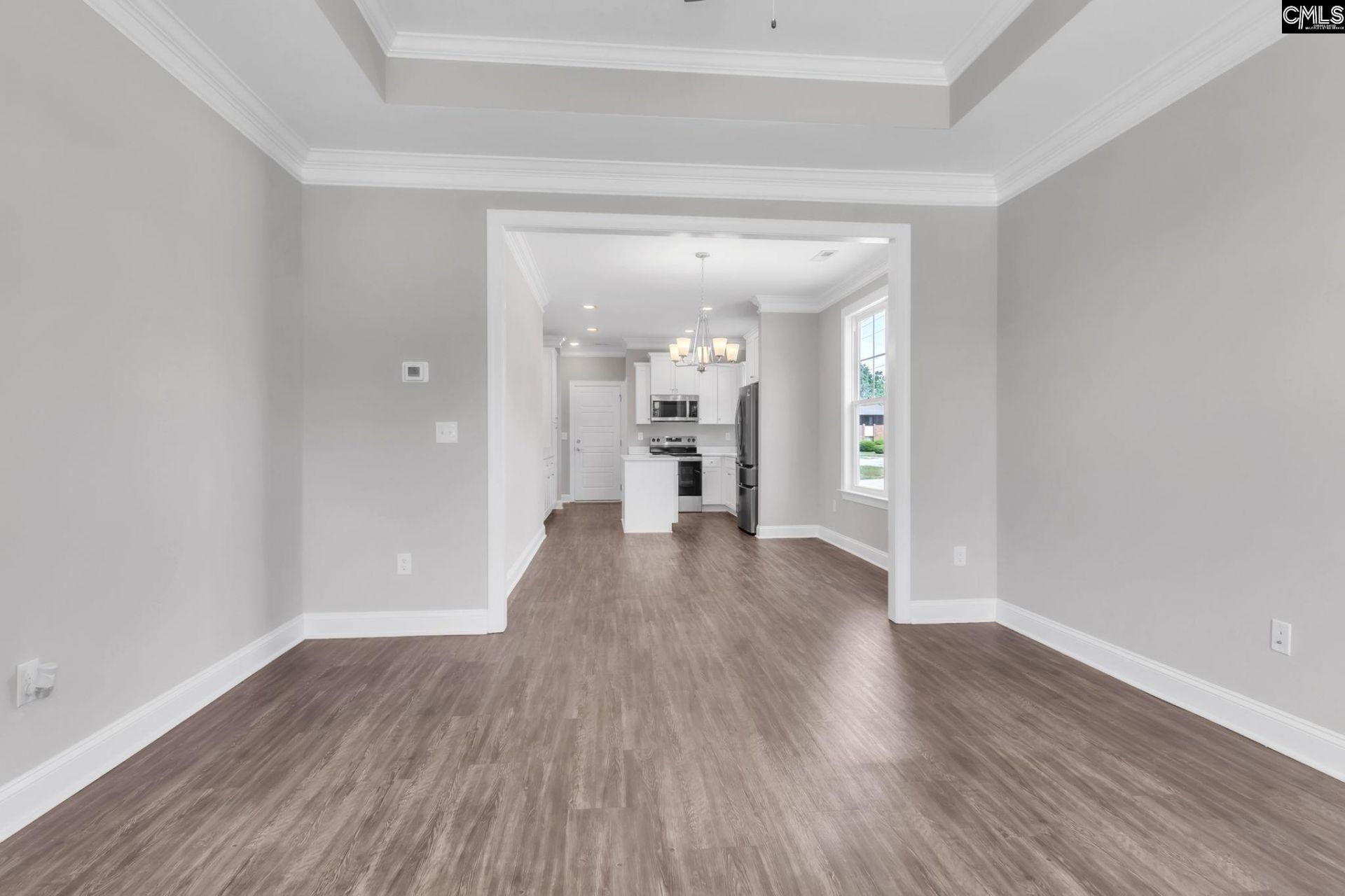 202 Breazeale St  Photo 4