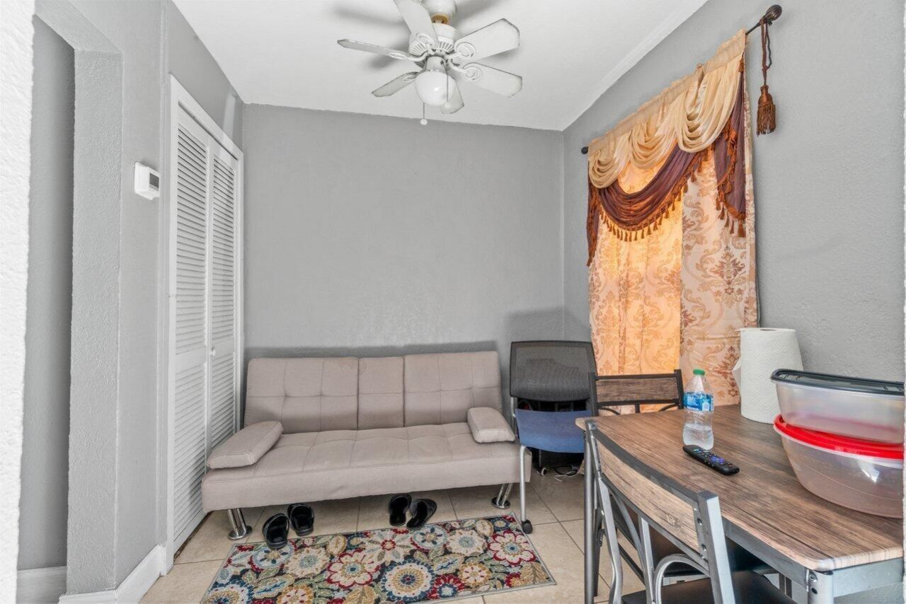 320 Swain Boulevard, Greenacres, FL 33463 Photo