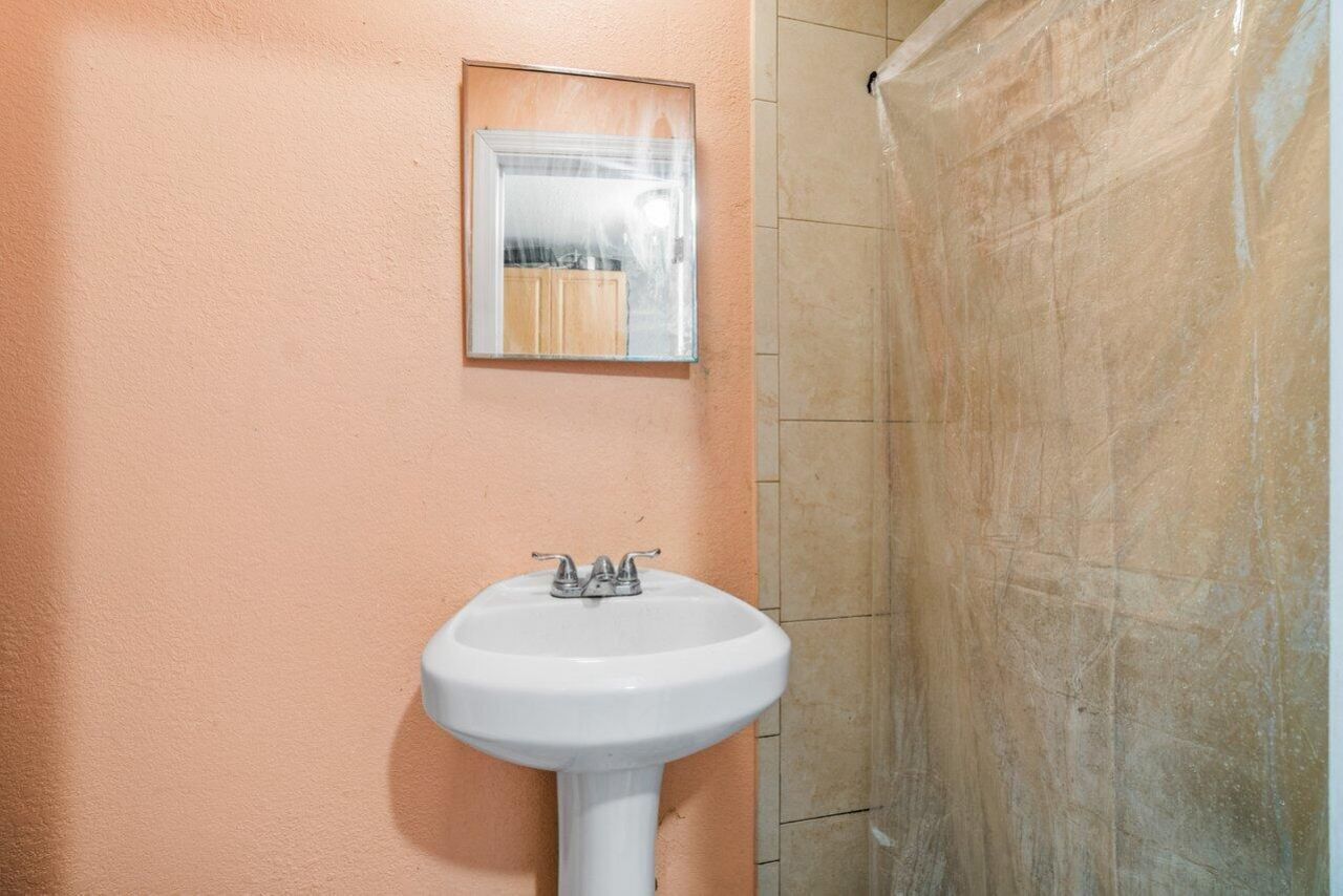 320 Swain Boulevard, Greenacres, FL 33463 Photo