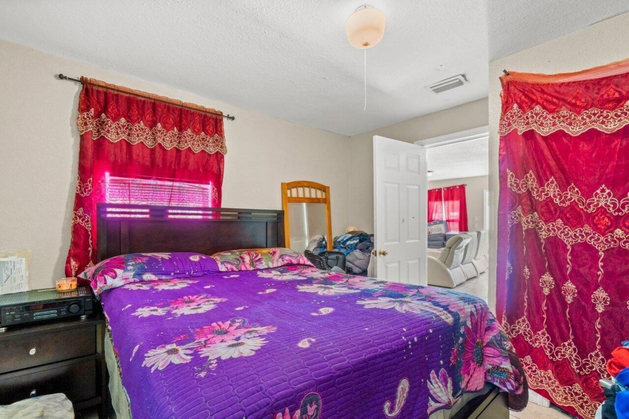 320 Swain Boulevard, Greenacres, FL 33463 Photo