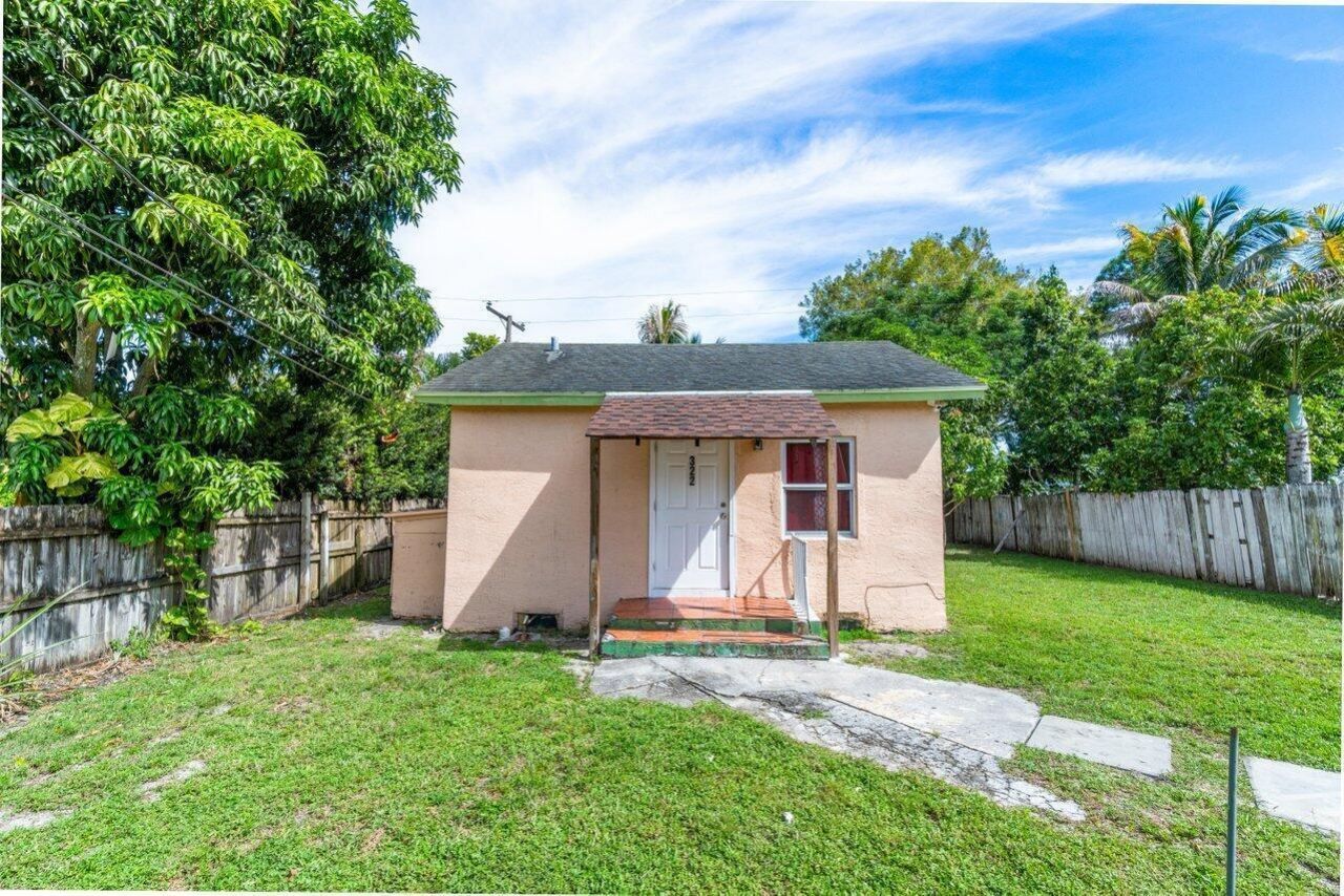 320 Swain Boulevard, Greenacres, FL 33463 Photo