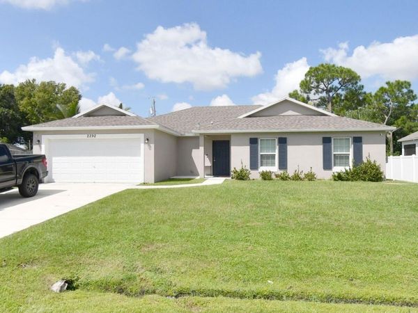 2292 SW Franklin Street, Port St. Lucie, FL 34953