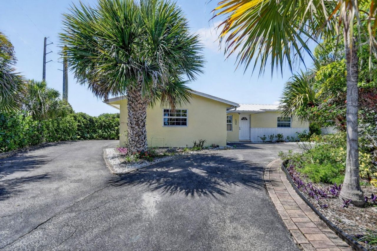 1006 SW 28th Avenue, Boynton Beach, FL 33426 Photo