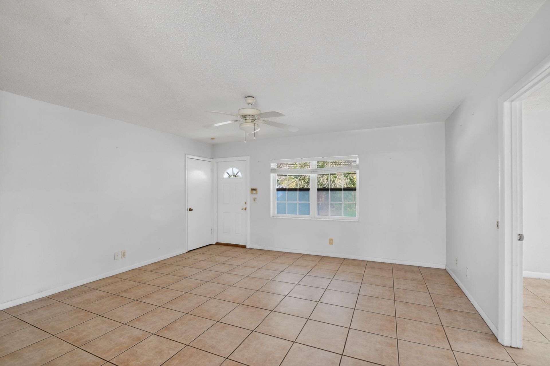 1006 SW 28th Avenue, Boynton Beach, FL 33426 Photo