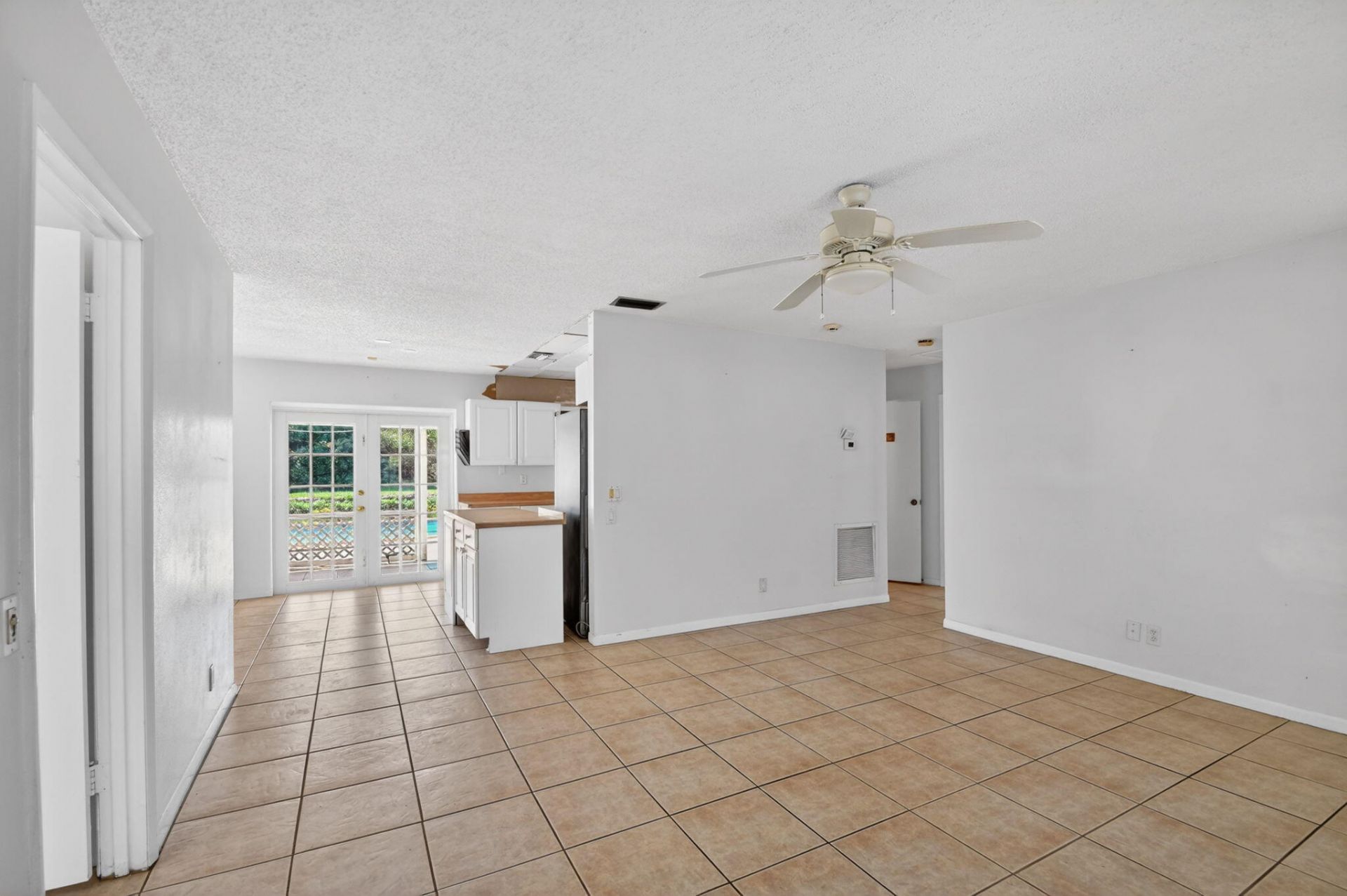 1006 SW 28th Avenue, Boynton Beach, FL 33426 Photo