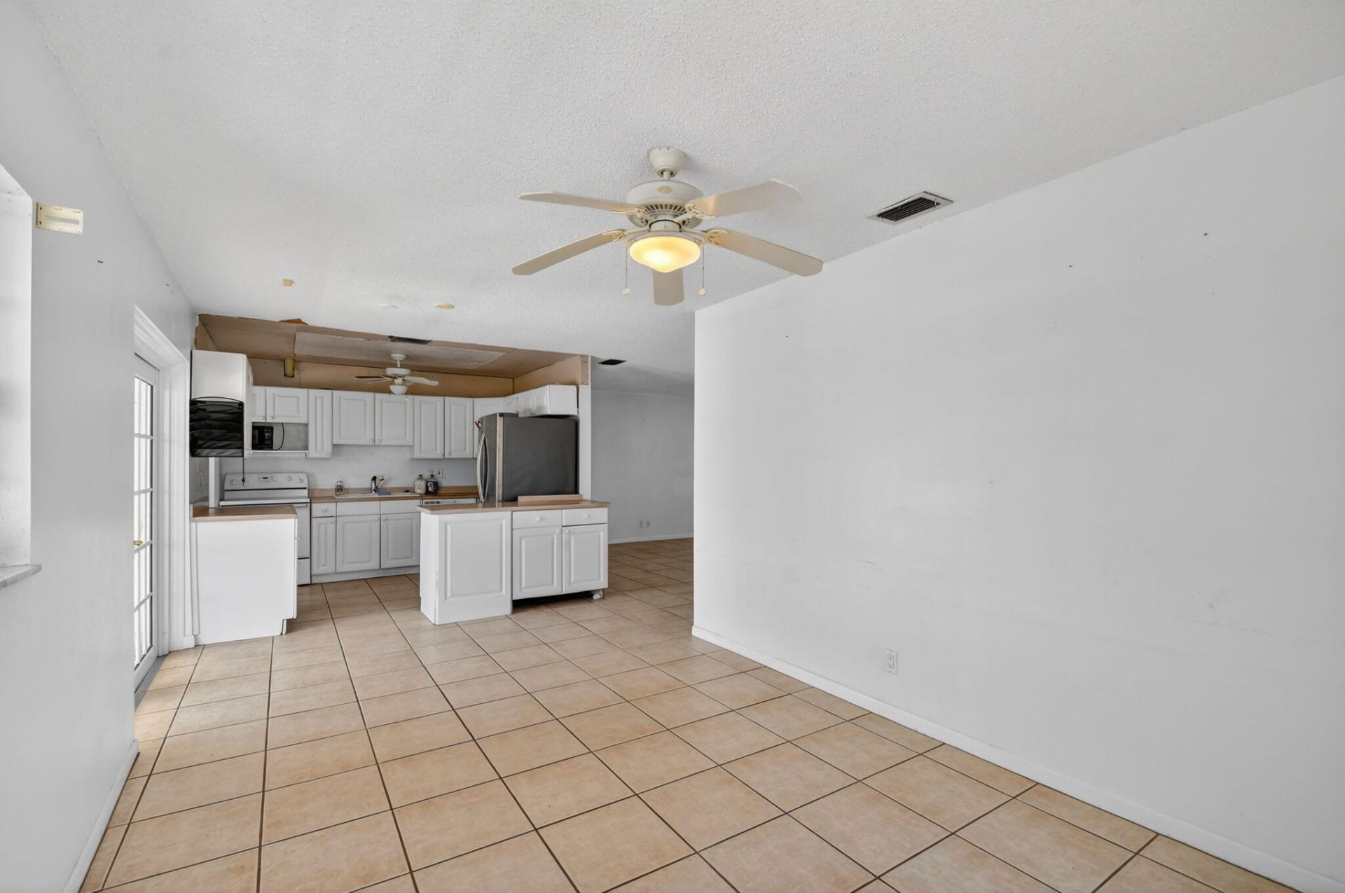 1006 SW 28th Avenue, Boynton Beach, FL 33426 Photo