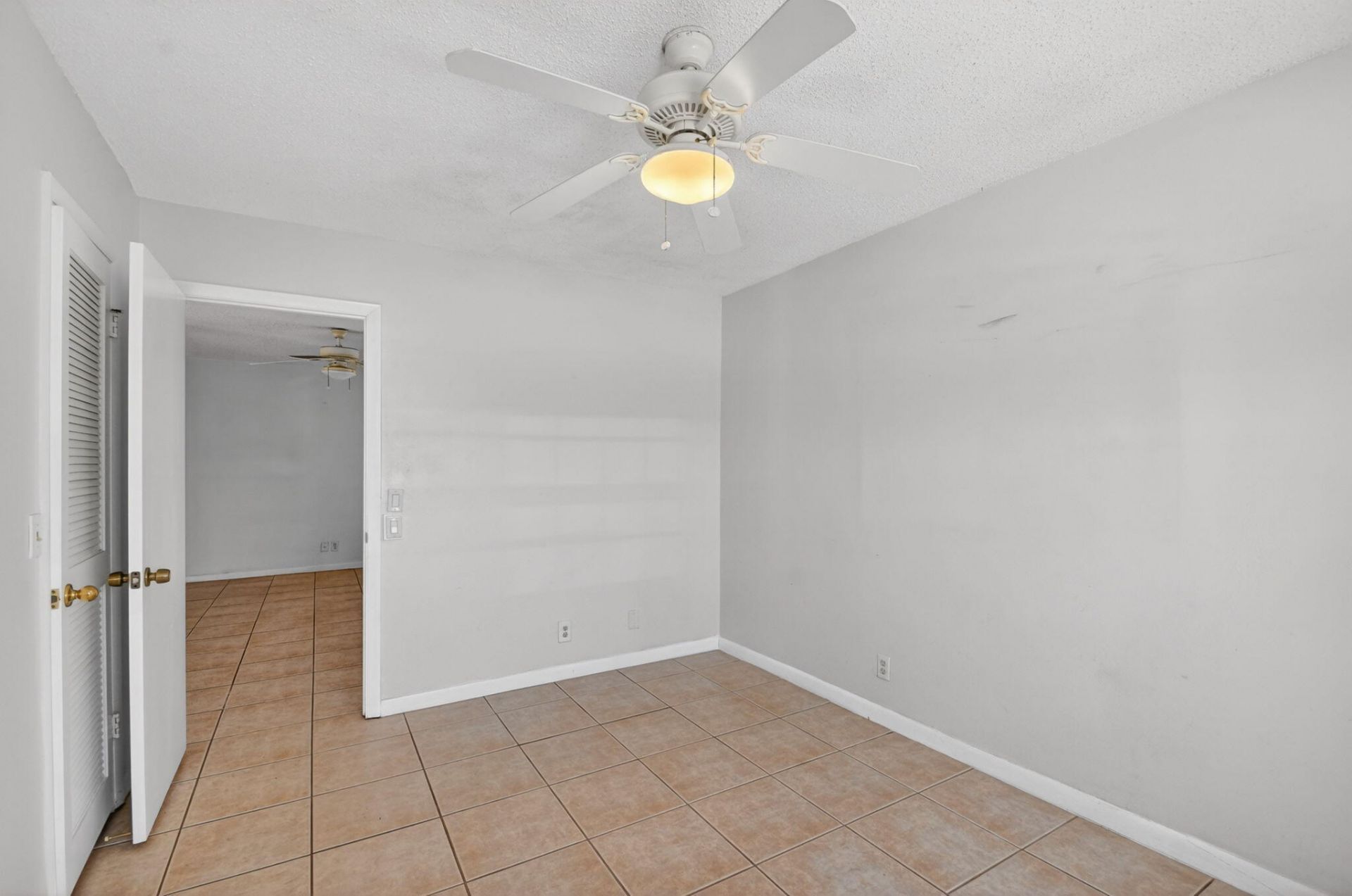 1006 SW 28th Avenue, Boynton Beach, FL 33426 Photo