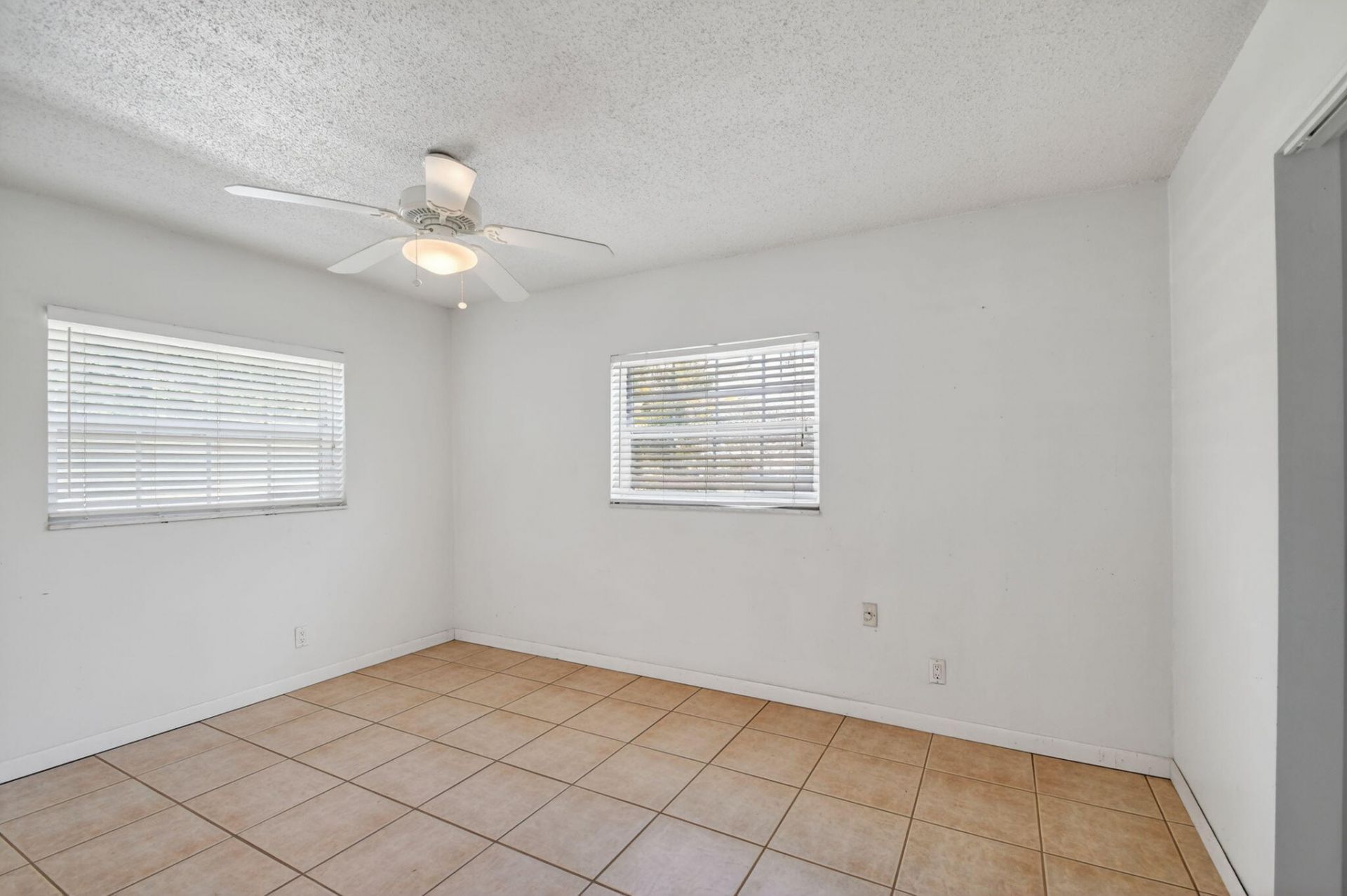 1006 SW 28th Avenue, Boynton Beach, FL 33426 Photo