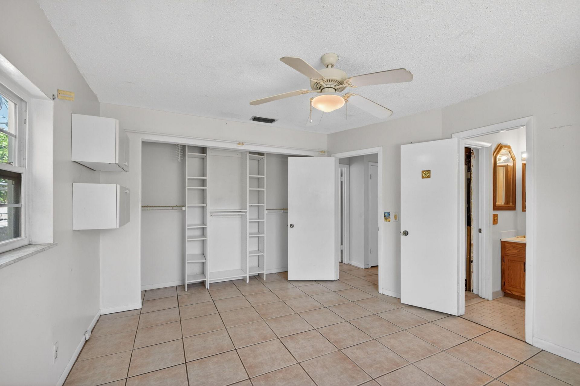 1006 SW 28th Avenue, Boynton Beach, FL 33426 Photo