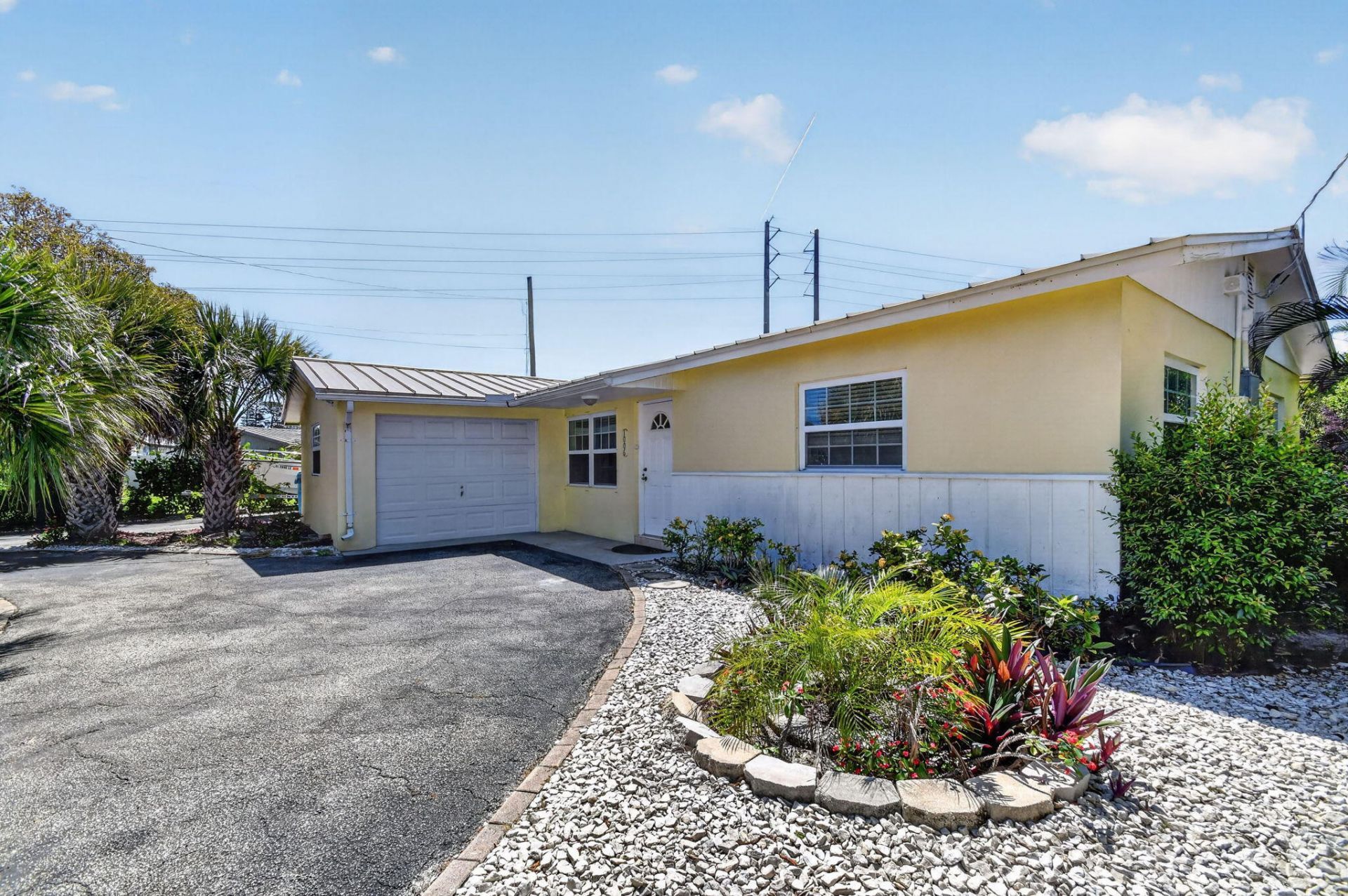 1006 SW 28th Avenue, Boynton Beach, FL 33426 Photo